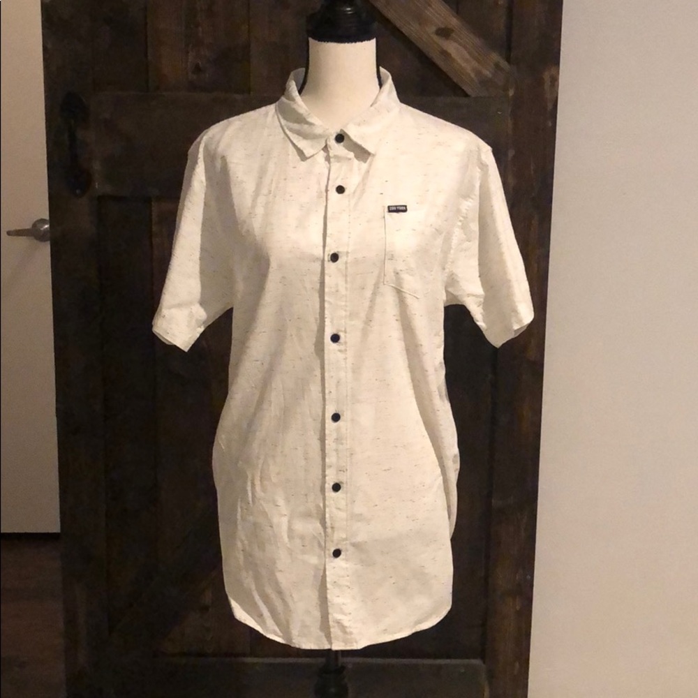 Men’s Zoo York short sleeved button down.